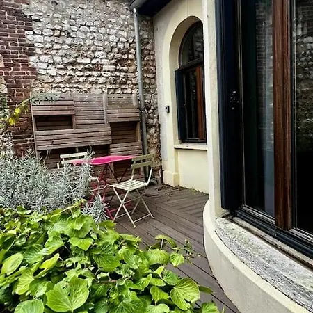 Apartment Atypique - Le Donjon Rouen